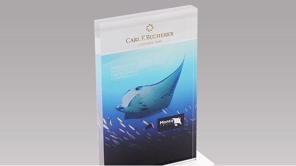 定制亞克力展示架時(shí)，什么樣質(zhì)量才算標(biāo)準(zhǔn)？